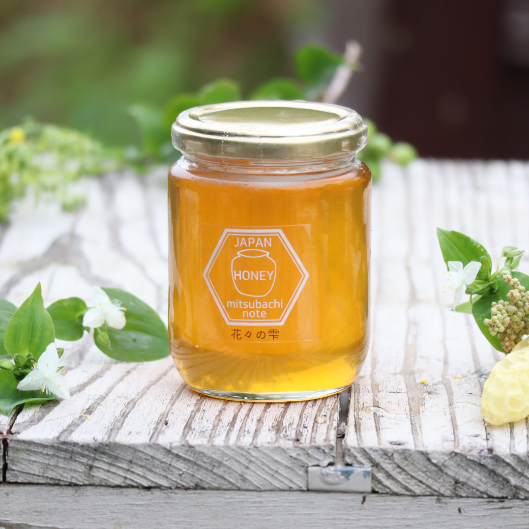 102]はちみつ2本セット(花々の雫・清夏の薫り 各300g）化粧箱付き